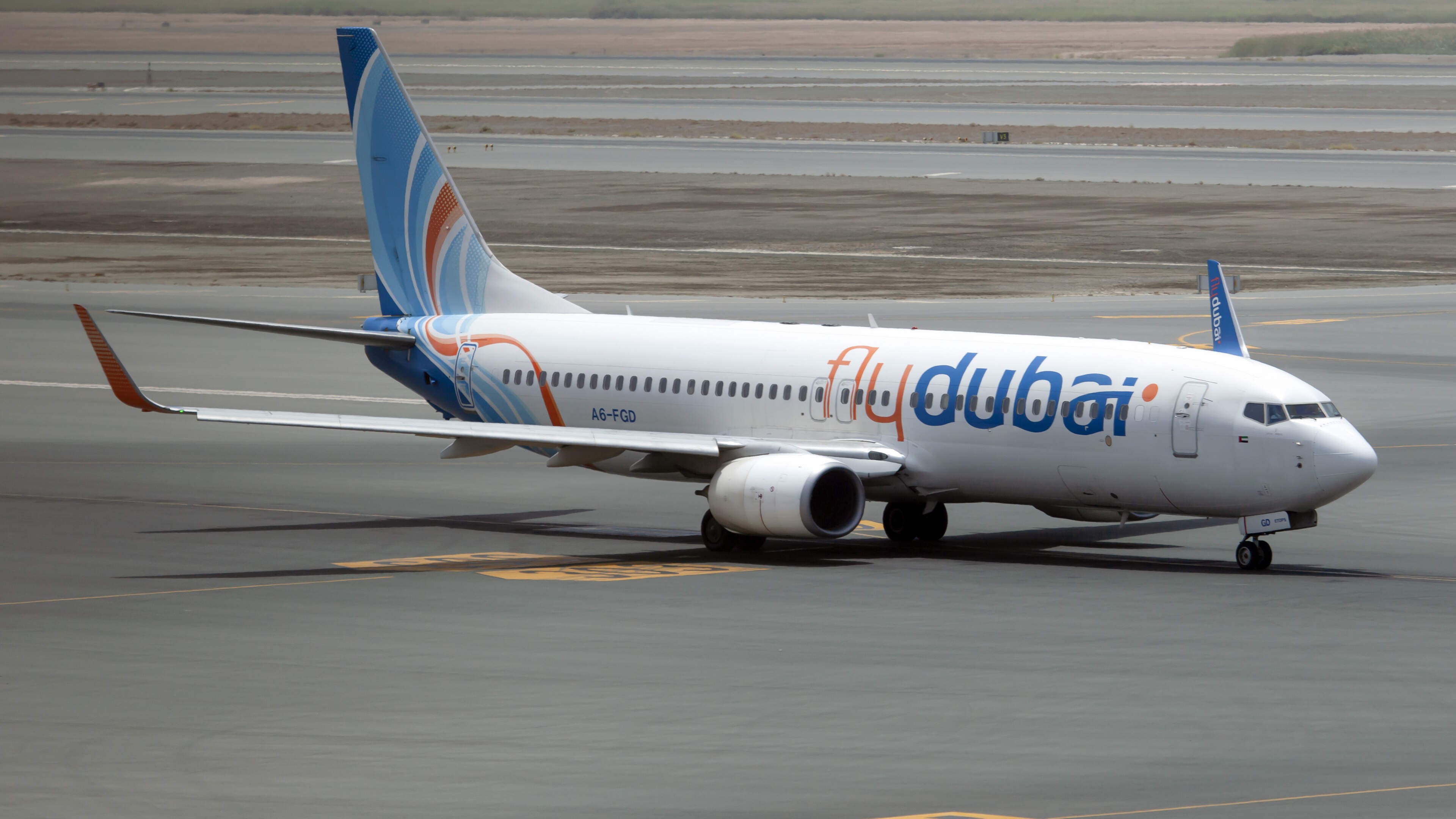 Heroic Passengers Foil Stabbing Pilot's Deadly Plot on Dubai-Tel Aviv Flight